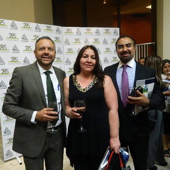 ¡BRINDIS POR EL 25 ANIVERSARIO DEL CCHEP!