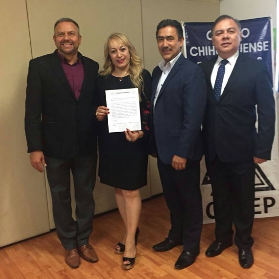 ¡Felicidades Mtra. que continuén los éxitos!