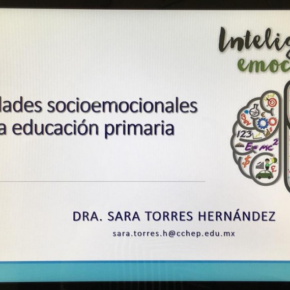 Dra. Sara Torres Hernández, estuvo presente en el Consejo Técnico Escolar de la Escuela Primara “Octavio Paz”, impartiendo el Taller: “Habilidades socioemocionales en la educación primaria”.
